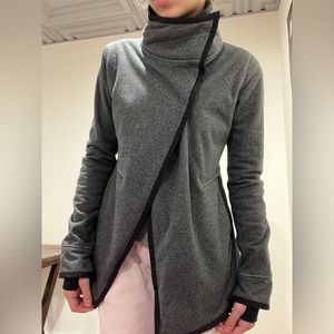 ivivva sweatshirt
